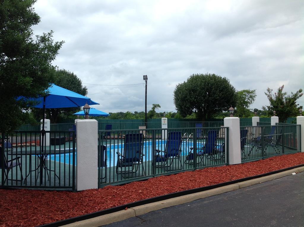 Hallmarc Inn & Suites Of West Memphis Zewnętrze zdjęcie